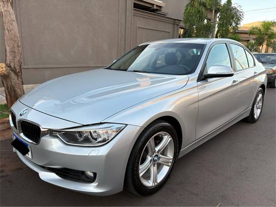 BMW 320i 2.0 16V TURBO ACTIVE FLEX 4P AUTOMÁTICO BMW 320i 2.0 16V TURBO ACTIVE FLEX 4P AUTOMÁTICO